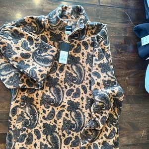 Men’s small Target fleece shirt NWT